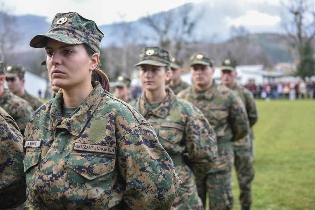 Zajednička komisija za odbranu i bezbjednost odbila podržati nošenje hidžaba u OS BiH